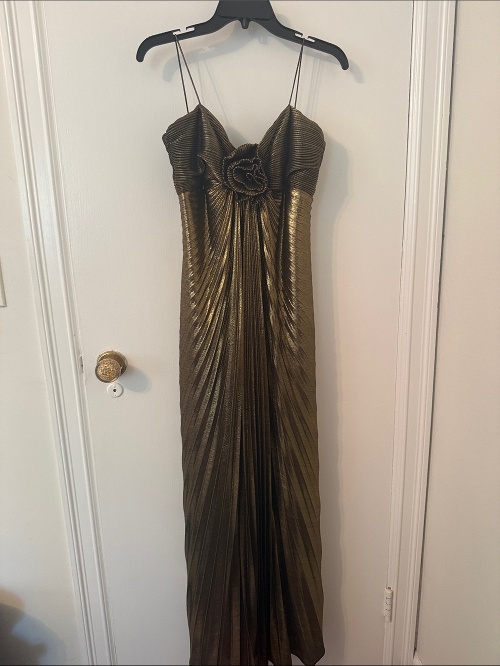 MAC DUGGAL GOLD DRESS